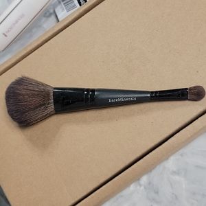 Bare Escentuals makeup brush